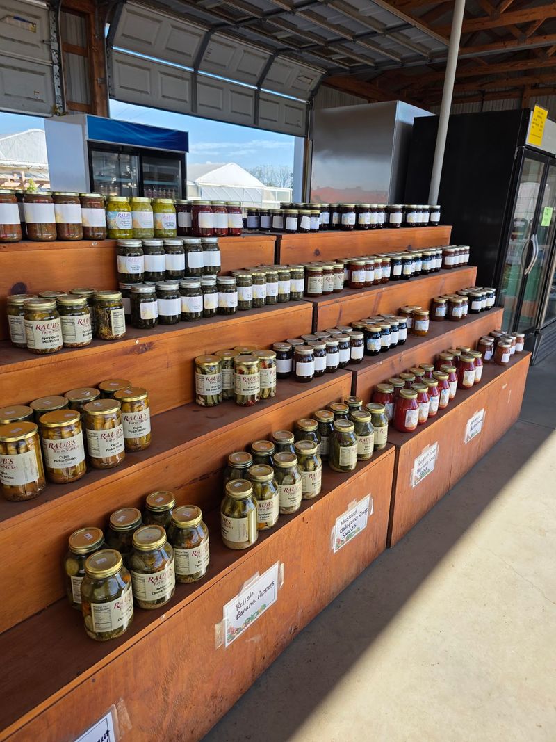 Raub's Farm Market, Easton Raub's Farm Market, Easton