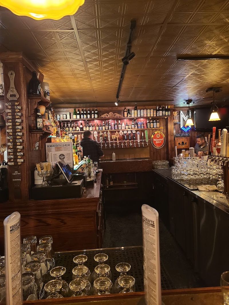 The Bavarian Lodge - Lisle