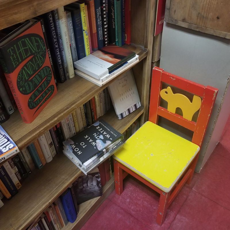 Ravenswood Used Books