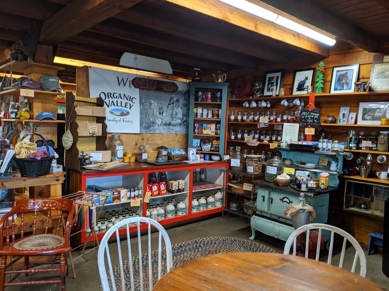 Raw Dairy And Artisan Cheeses 