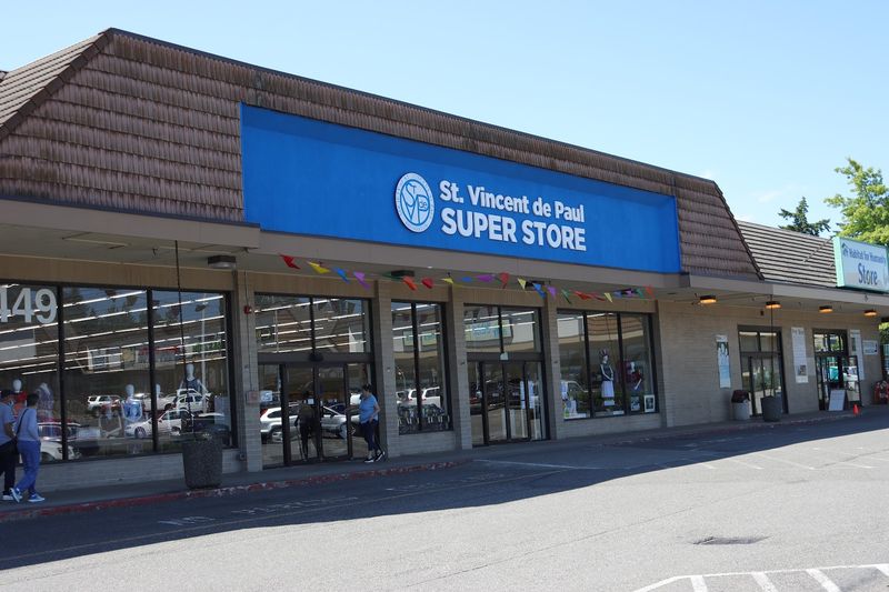 St. Vincent De Paul Thrift Superstore, 3449 Wheaton Way, Bremerton, WA 98310