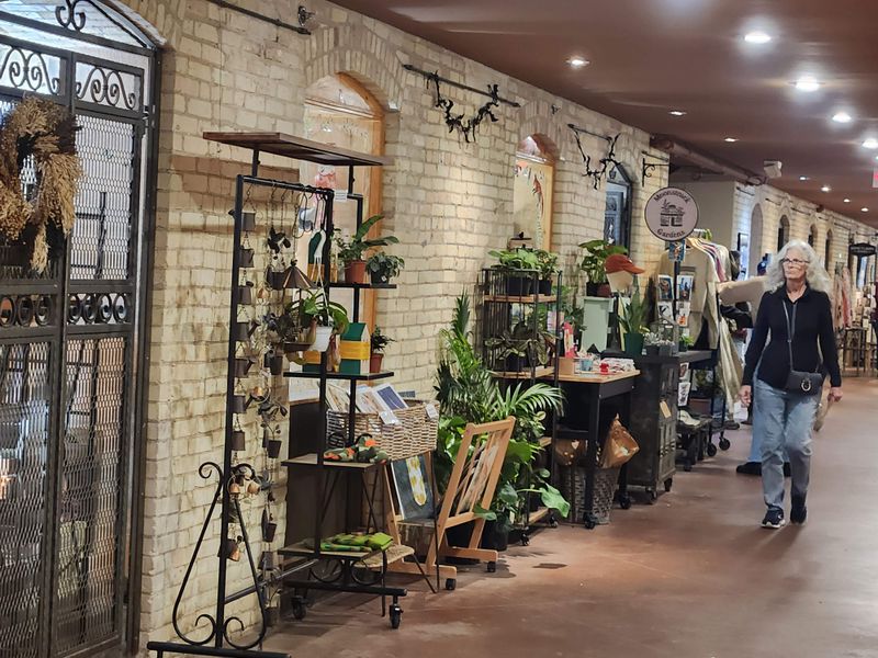 Light Fixtures As Timekeepers