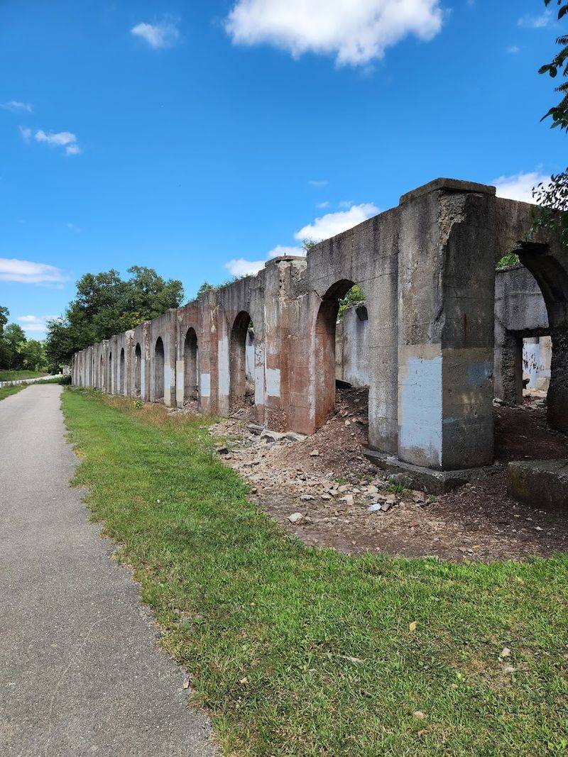 Reading The Ruins Up Close
