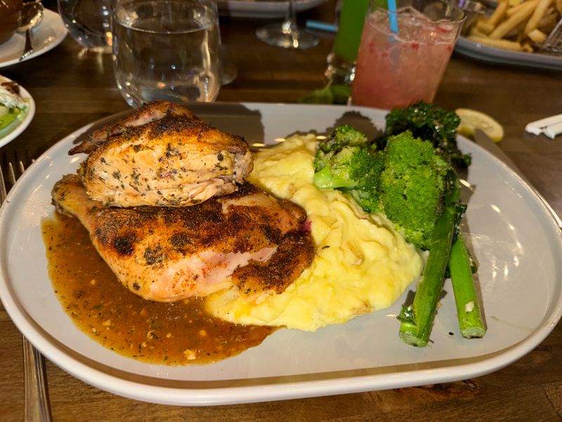 The Boat House at Confluence Park – Columbus