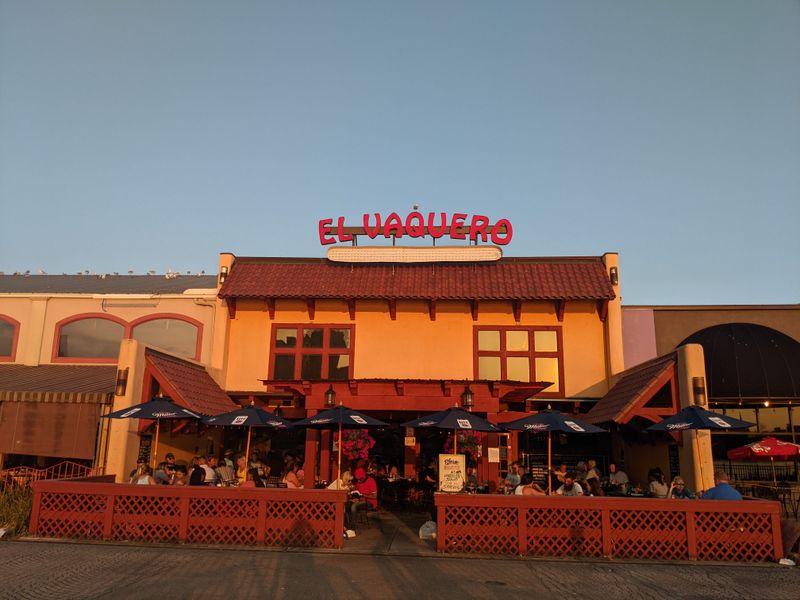 El Vaquero At The Docks
