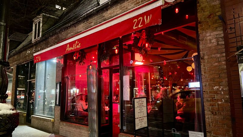 Amalie Bistro & Wine