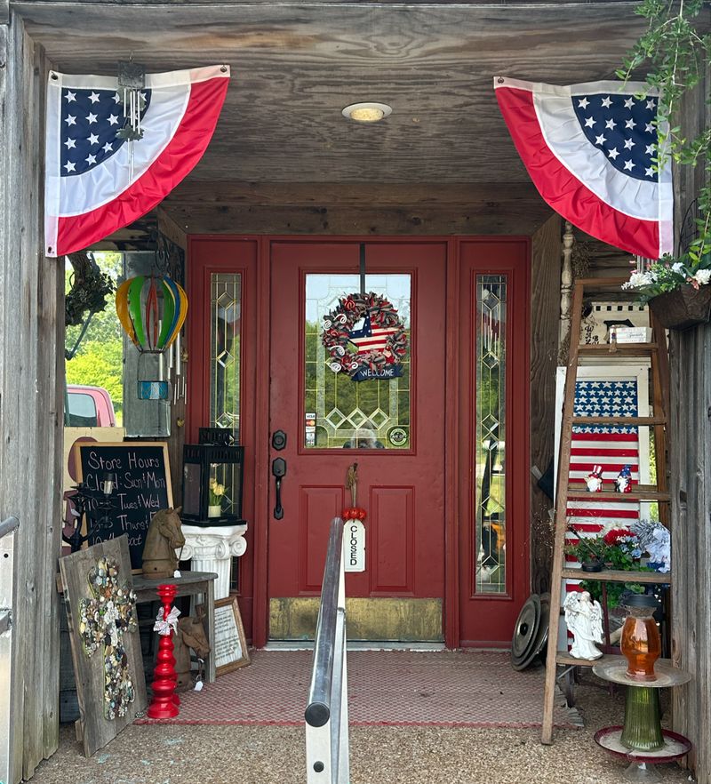 Red Door Antiques, Cave City Red Door Antiques, Cave City