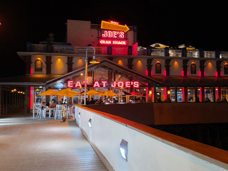 Joe’s Crab Shack — 1200 Main St, Daytona Beach