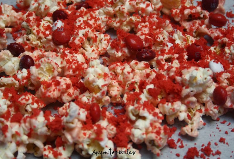Red Velvet Popcorn