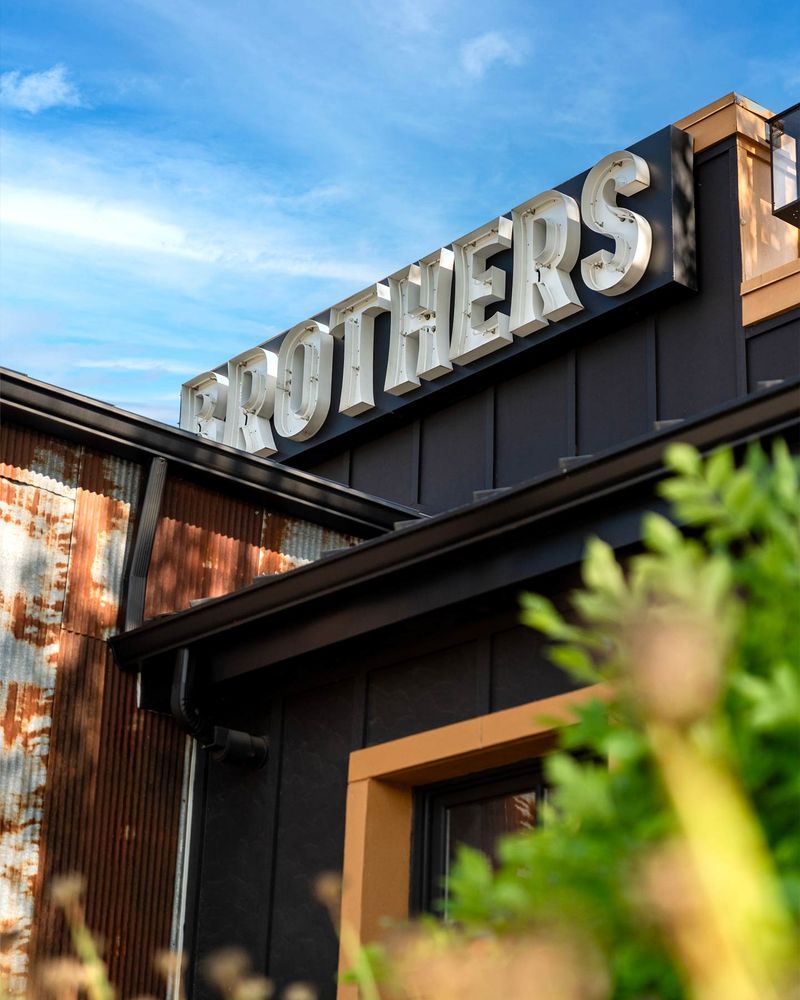 Brothers Smokehouse, Ramsey