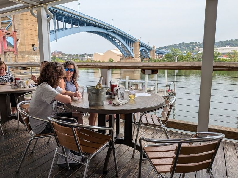 Redfin Blues, Pittsburgh Redfin Blues, Pittsburgh
