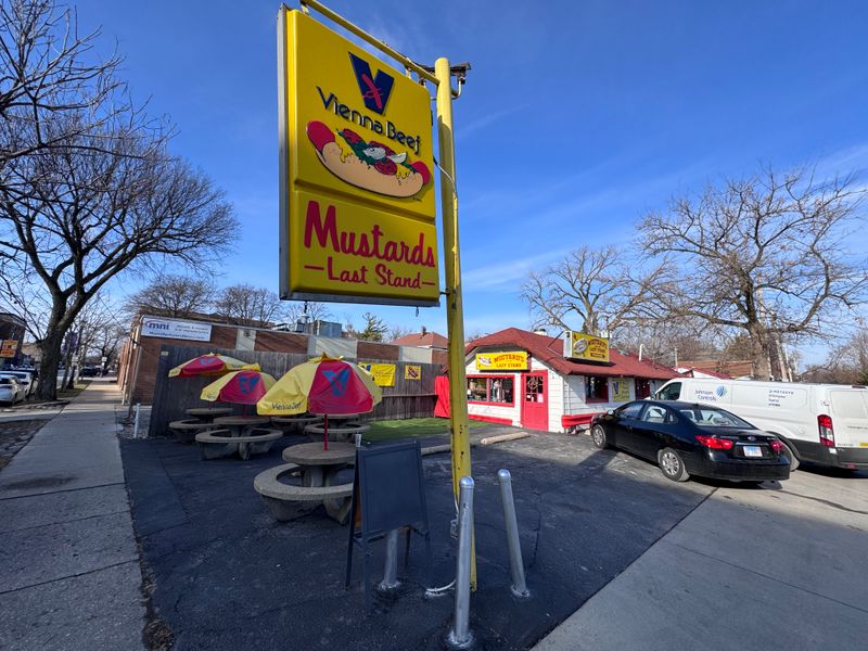 Mustard's Last Stand – Evanston