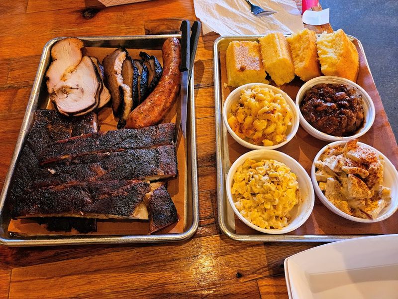 Meat Southern BBQ And Carnivore Cuisine (Lansing)