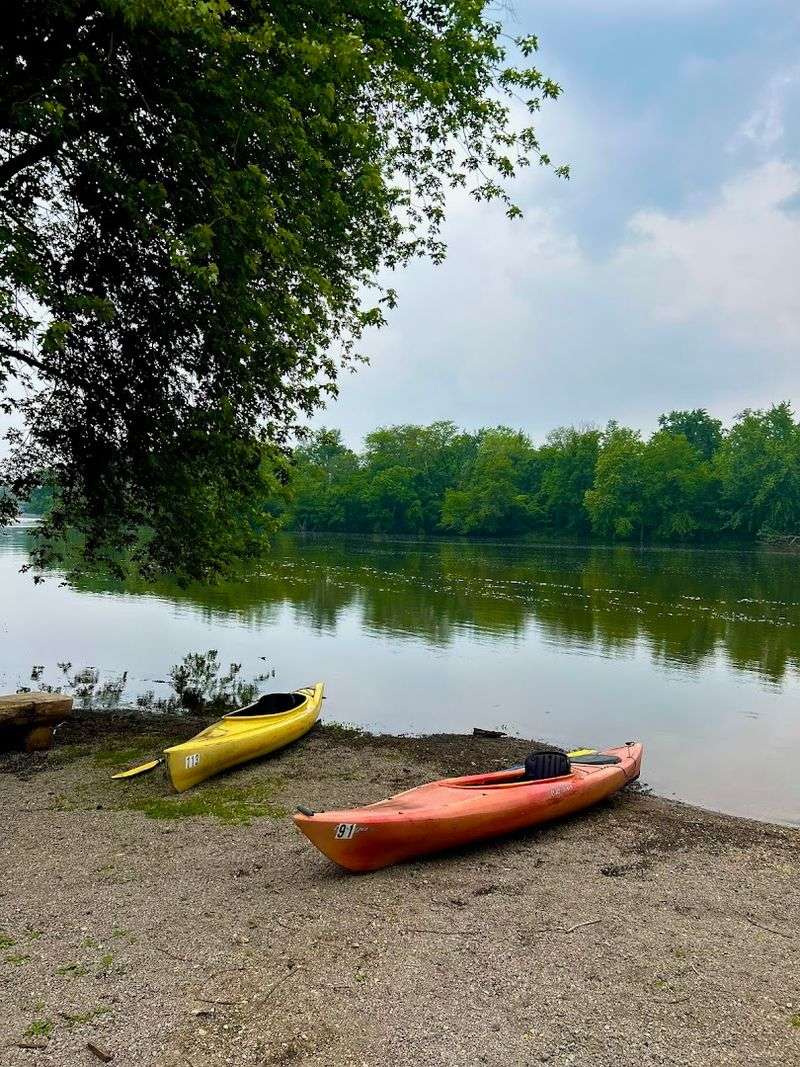 Reed’s Canoe Trips, Kankakee River, Kankakee
