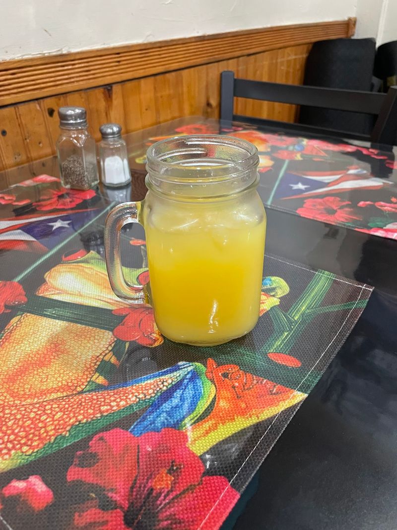 Refreshing Parcha And Tropical Sips