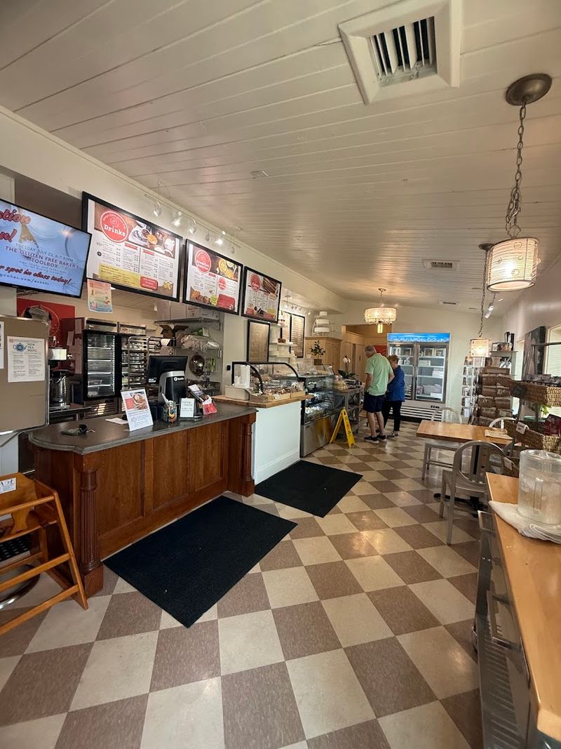 RegCakes Gluten Free Bakery - Savoy