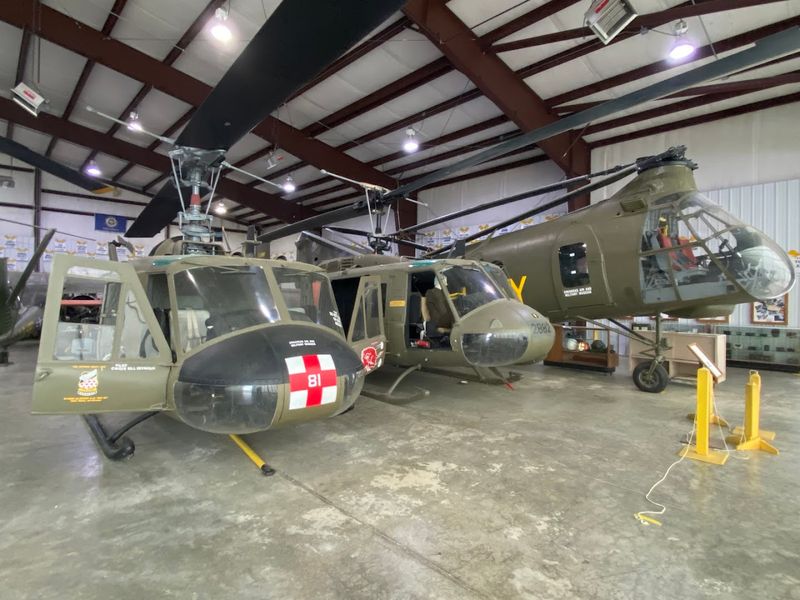 Immersive Experience Echoing Classic Military Aviation Films