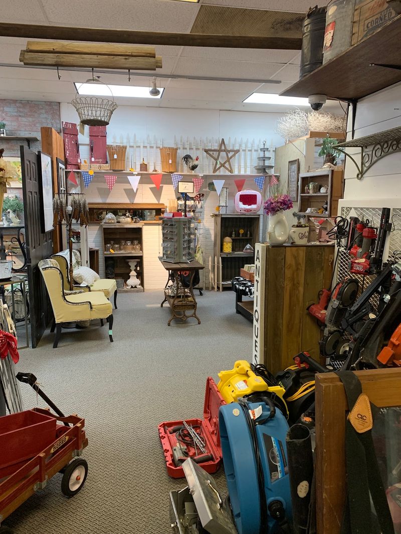 Reliques Marketplace, Vancouver, WA