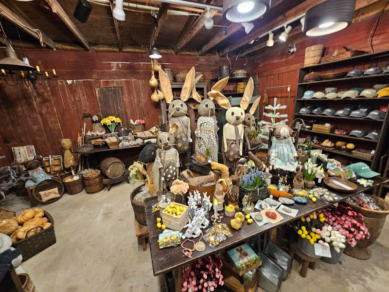 Renninger's Antique & Farmers Market Renninger's Antique & Farmers Market