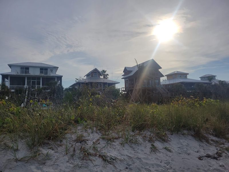 Rentals Range From Cozy To Beachfront Luxury Rentals Range From Cozy To Beachfront Luxury