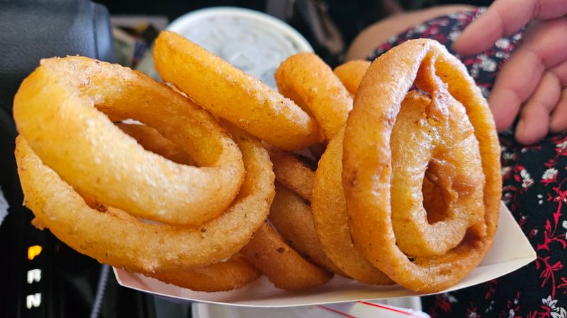 Order Rings Or Curds But Do Not Skip The Sauces