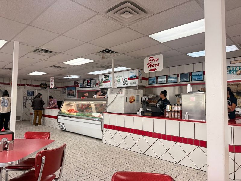 Counter Service Setup Keeps The Focus On Freshly Made Orders