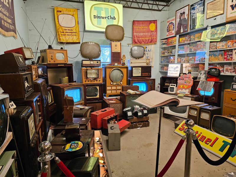 The Television Wall Of Retro Dreams
