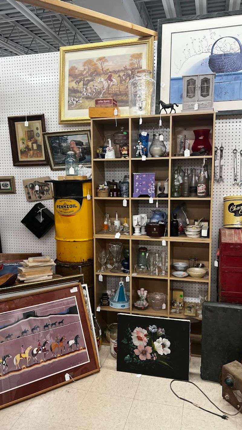 This Is The Shopping Experience Illinois Did Not Know It Needed