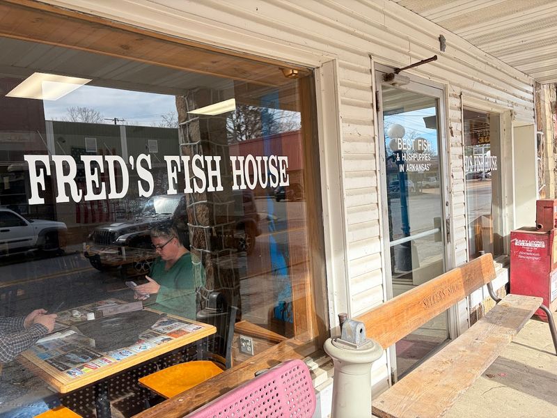 Fred's Fish House, Mammoth Spring