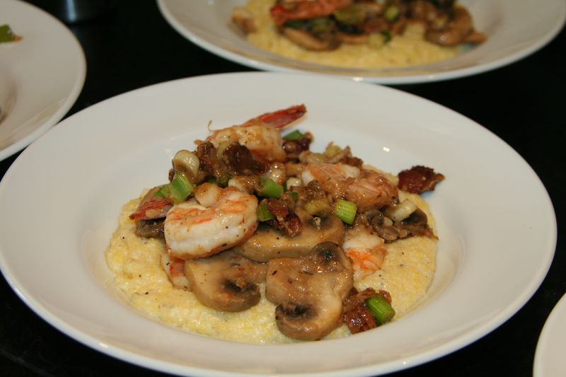 South Carolina: Shrimp And Grits At Hominy Grill