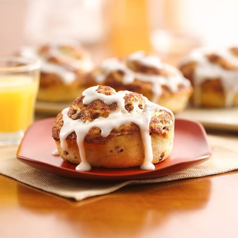 Pillsbury Original Cinnamon Rolls with Original Icing
