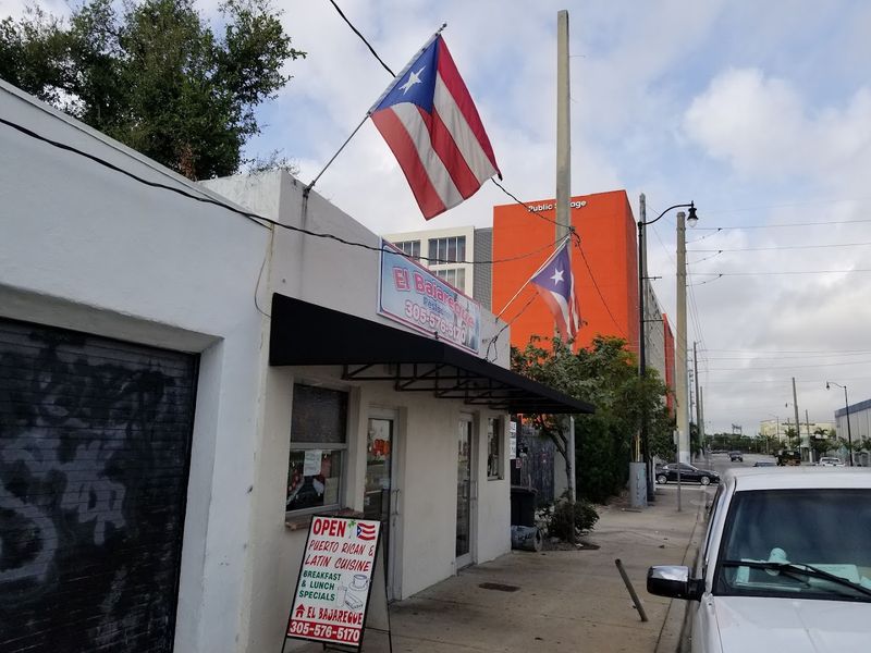 El Bajareque Restaurant, Miami
