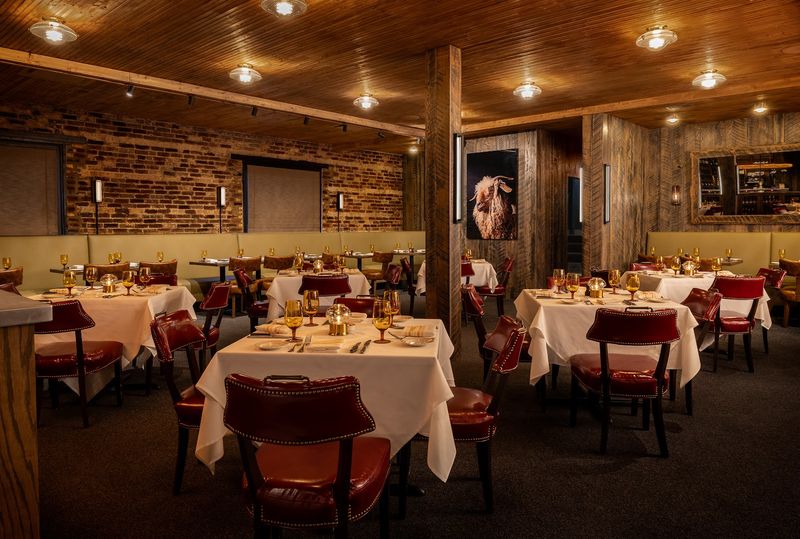 Rich Leather Seats And Curved Booths