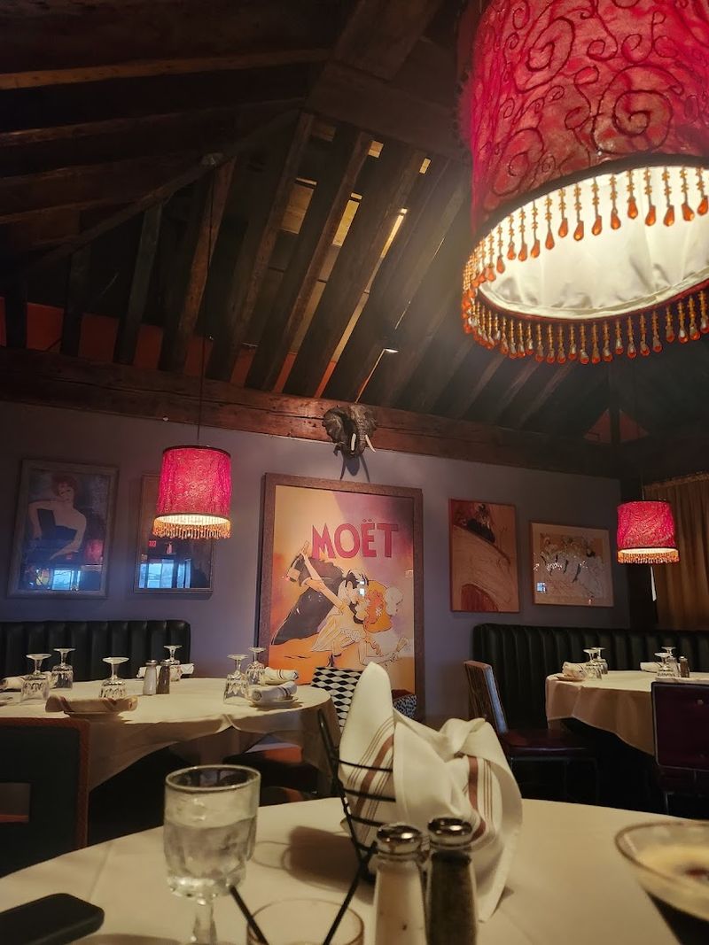 St. Charles Place Steak House – St. Charles