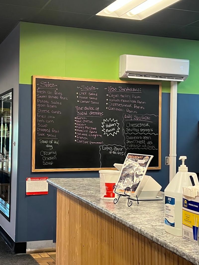 Farmhouse Bakery & Cafe - Mt. Vernon