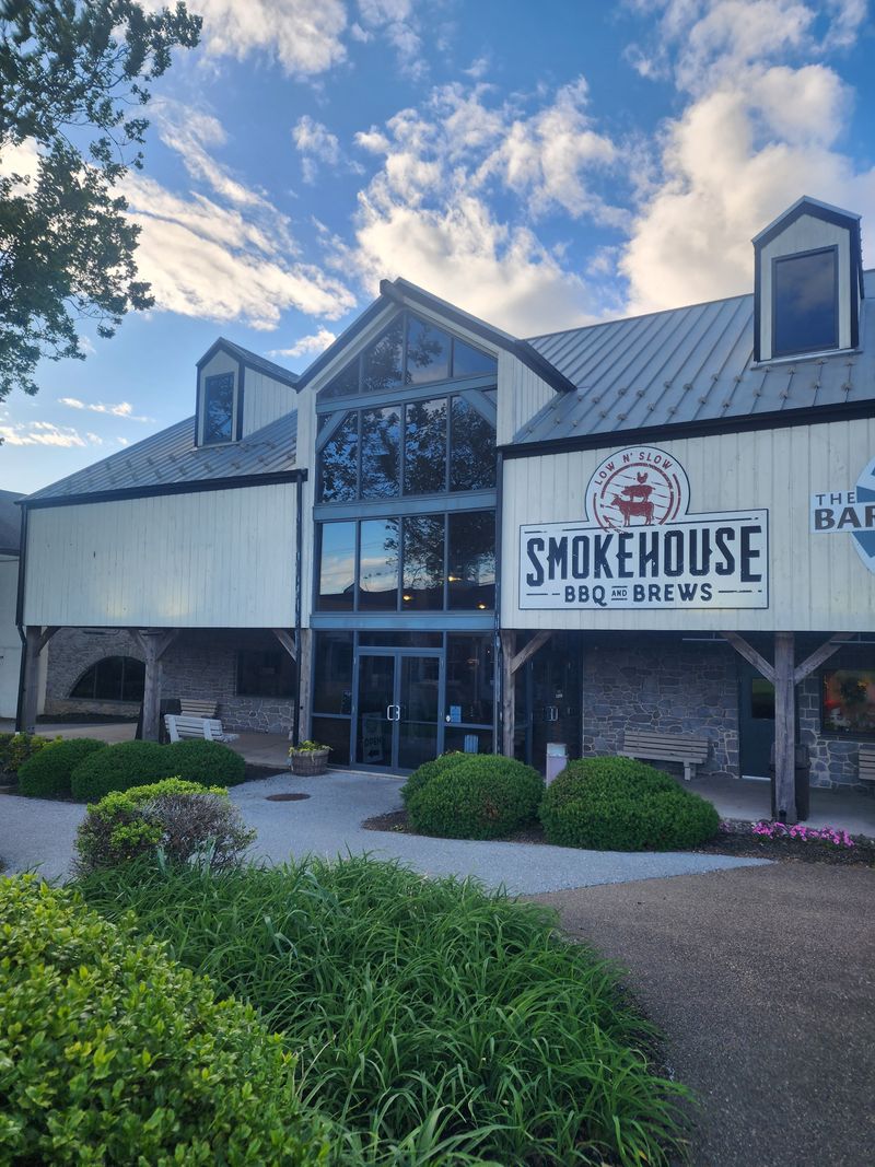 Smokehouse BBQ & Brews