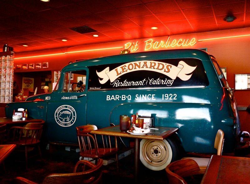 Leonard's Pit Barbecue – The Century-Old Institution