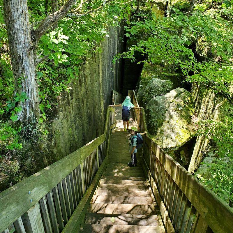 Rim Rock Upper Trail, Junction