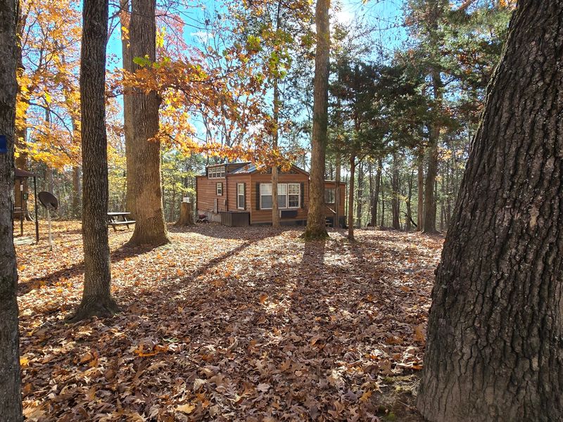 Rim Rock's Dogwood Cabins, Elizabethtown, IL