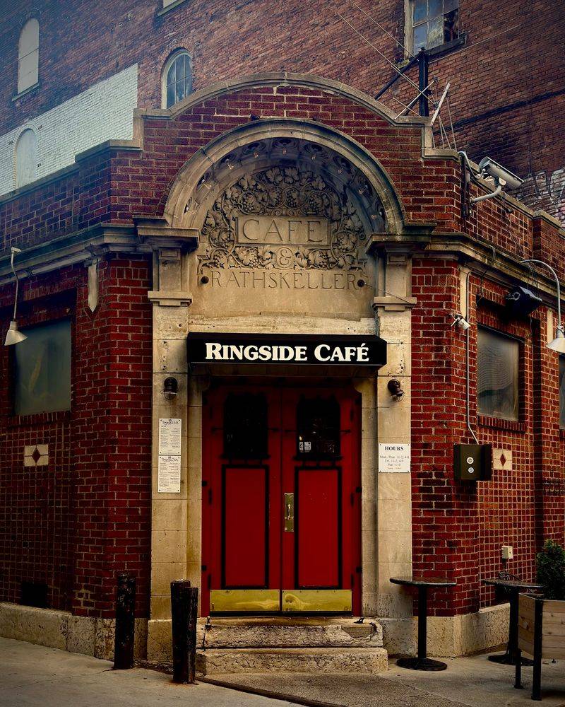 Ringside Café, Columbus