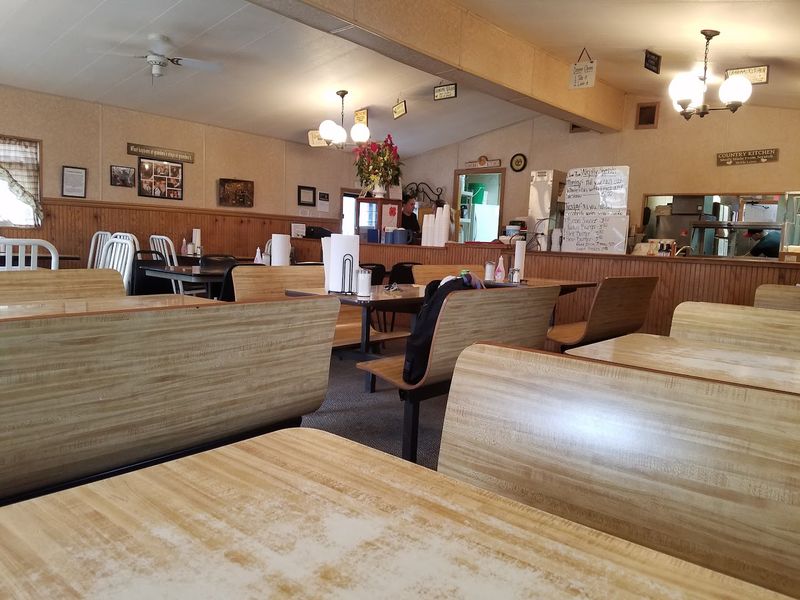 Grandma's Kitchen - Flora