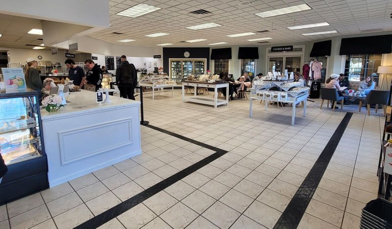 Rise Bake Shoppe, Mount Joy