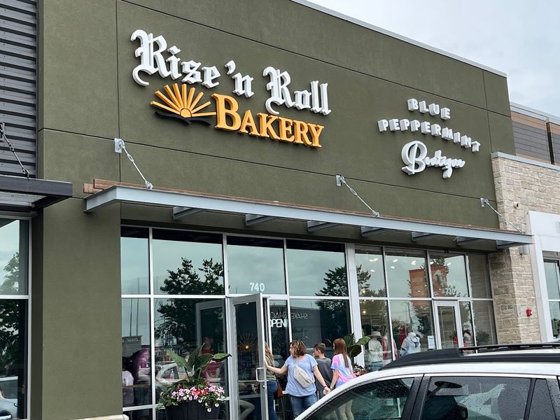 Rise'n Roll Bakery 