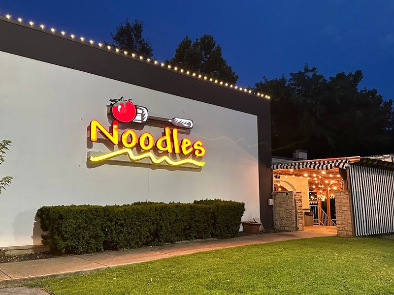 Noodles Italian Kitchen, Fayetteville