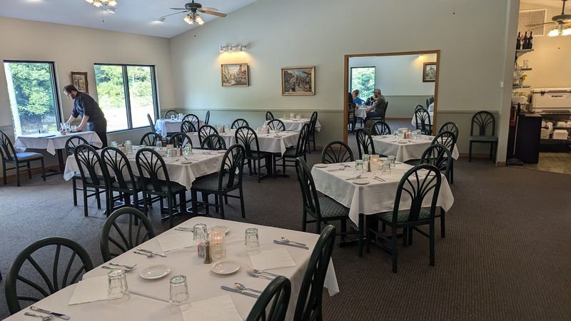 DeVito's Restaurant, Harrison