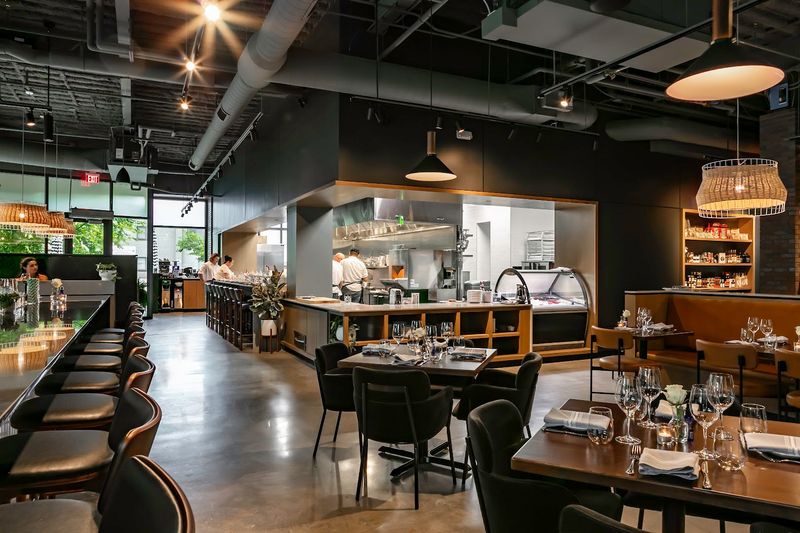 Mezzaluna Pasteria & Mozzarella Bar, Bentonville