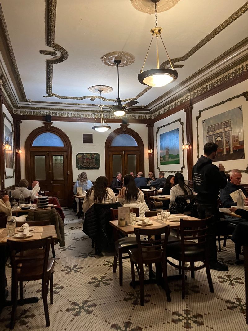 Ralph's Italian Restaurant – Philadelphia