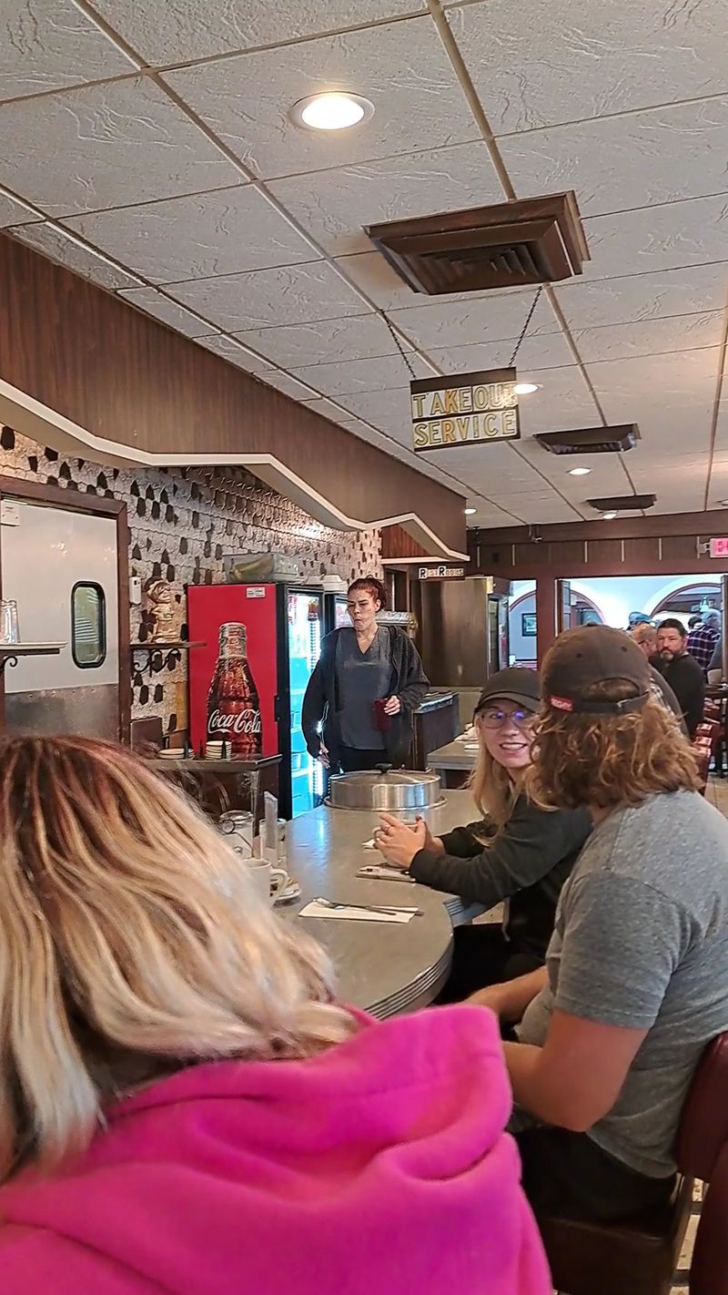 Ritter's Diner For Night Owls And Early Birds