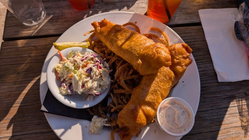Swamp House Riverfront Grill – DeBary