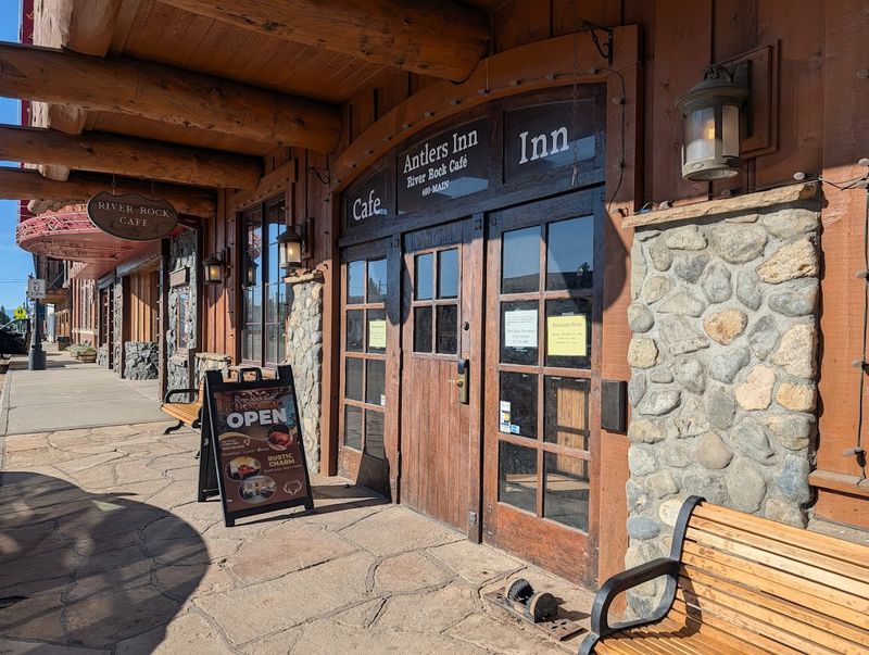 River Rock Cafe, Walden